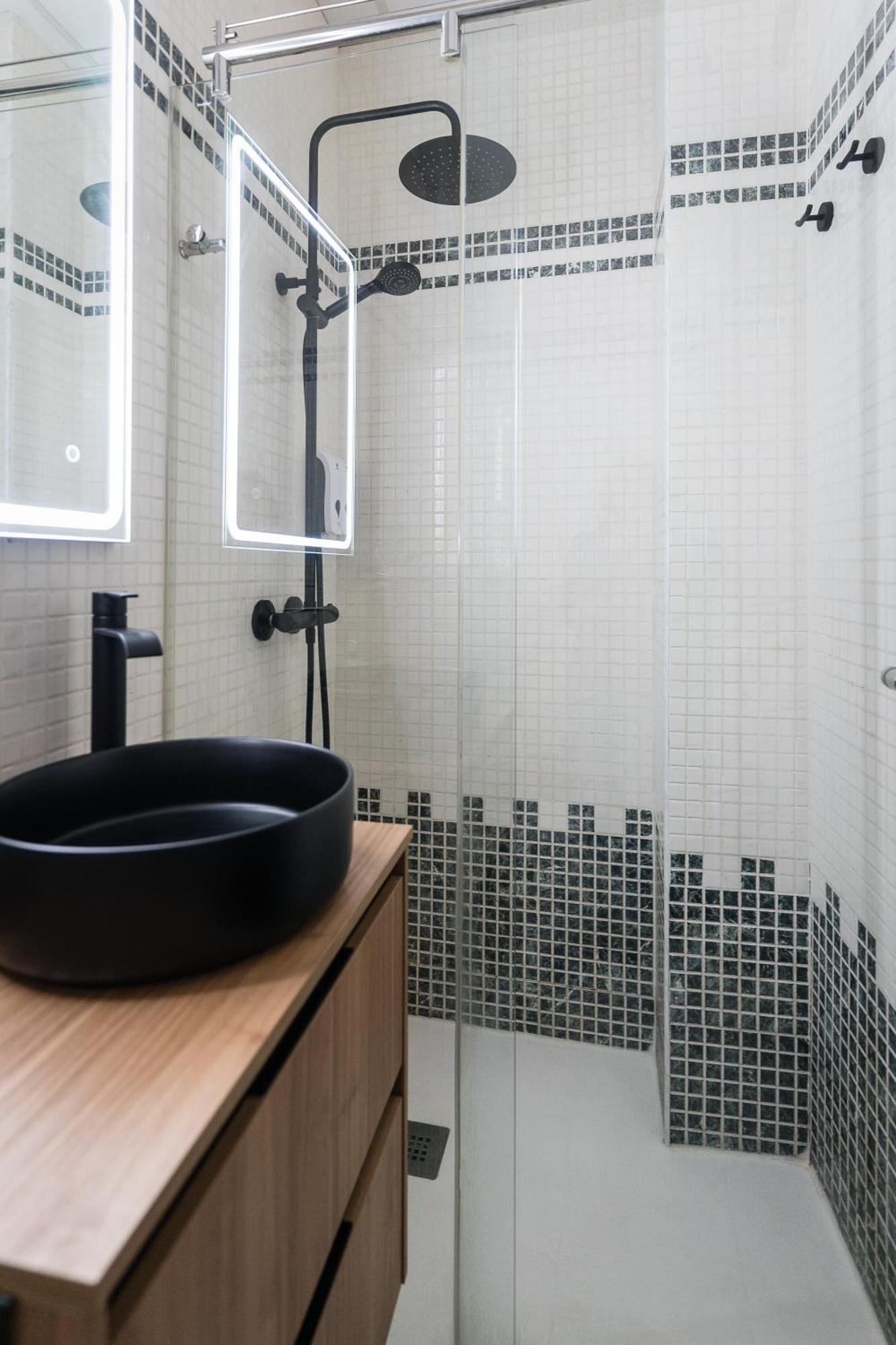 Apartamento Triana Deluxe Con Patio Privado Sevilha Exterior foto