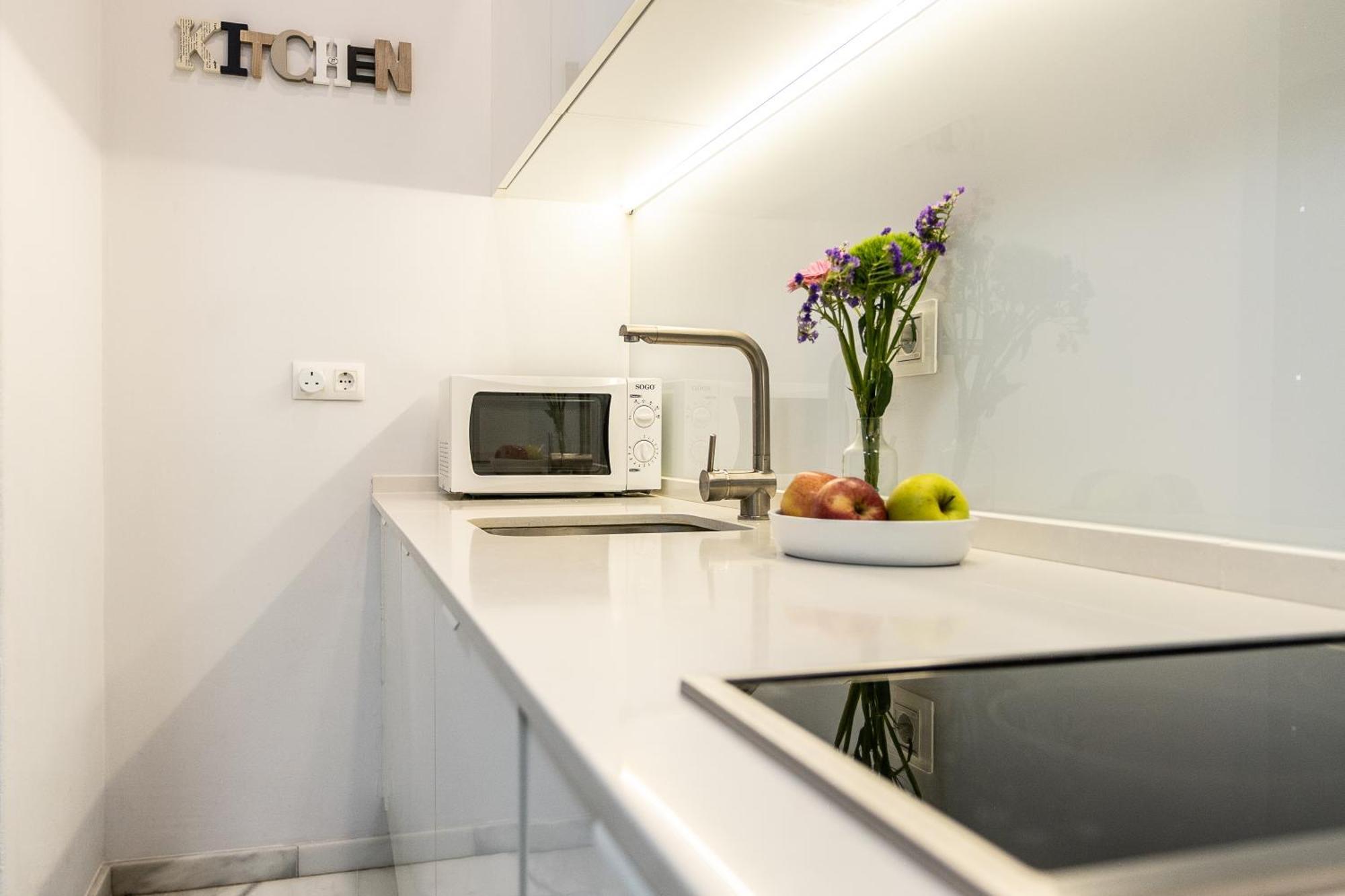 Apartamento Triana Deluxe Con Patio Privado Sevilha Exterior foto